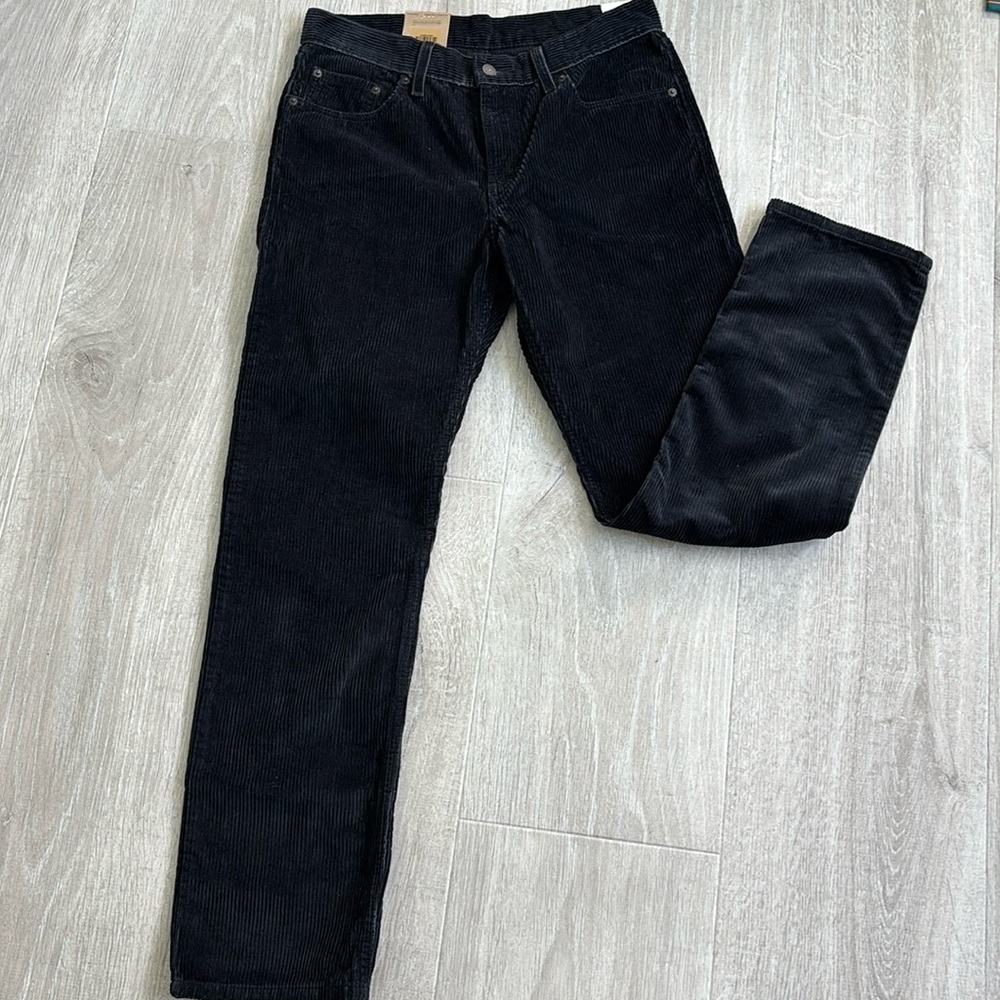 Levi’s Women Black Corduroy Pants size 29 x 30